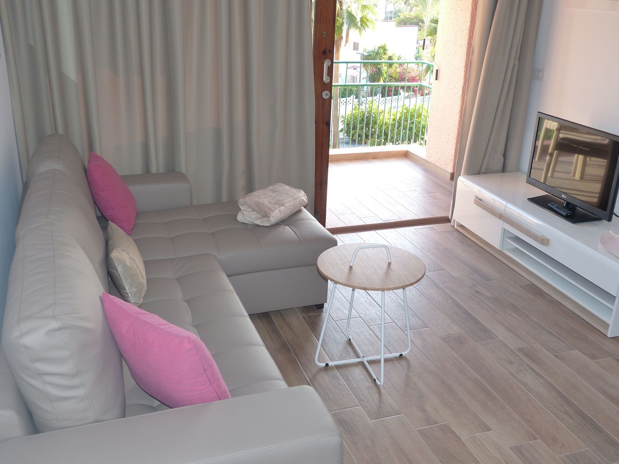 Ocean View Apartment 阿德耶 外观 照片